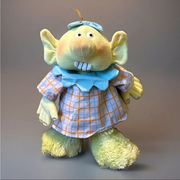 Vintage Maggie’s Monster Plush Tomie de Paola 11” Ogre  Stuffed Animal 1987 - Picture 1 of 9